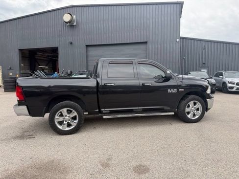 Used 2017 RAM 1500 Big Horn AWD/4WD image 9