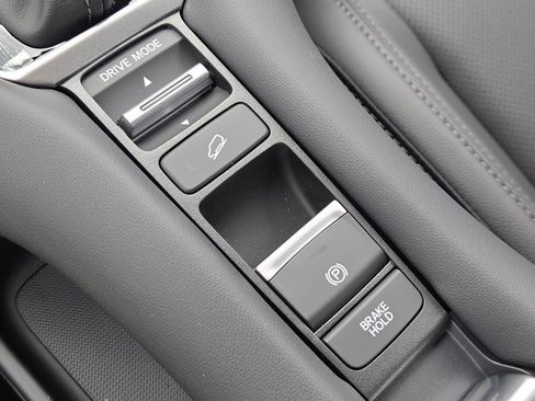 New 2027 Honda HR-V EX-L image 11
