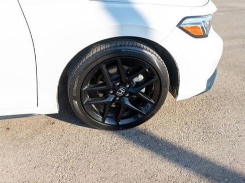Used 2025 Honda Civic Sport image 8