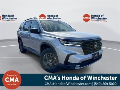 New 2025 Honda Pilot TrailSport