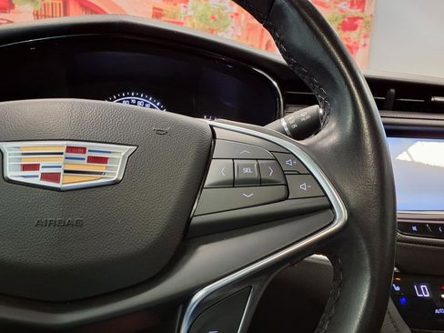 Used 2017 Cadillac XT5 Premium Luxury FWD image 27
