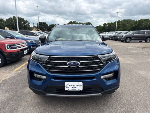 Certified 2023 Ford Explorer XLT w/ Equipment Group 202A AWD/4WD image 11