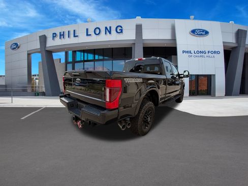 Certified 2022 Ford F250 Lariat w/ Tremor Off-Road Package AWD/4WD image 6