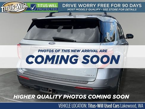 Used 2022 Ford Explorer XLT w/ Class IV Trailer Tow Package AWD/4WD image 4