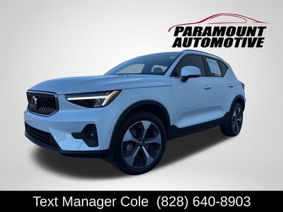 Used 2024 Volvo XC40 B5 Plus w/ Protection Package Premier