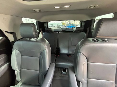Used 2018 Chevrolet Traverse LT AWD/4WD image 24