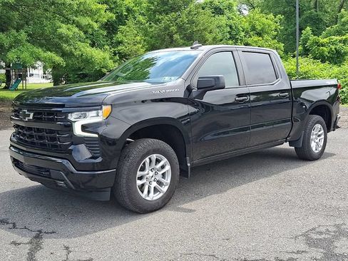 Used 2022 Chevrolet Silverado 1500 RST AWD/4WD image 3