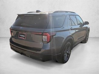New 2026 Ford Explorer ST-Line w/ ST-Line Street Pack RWD video 4