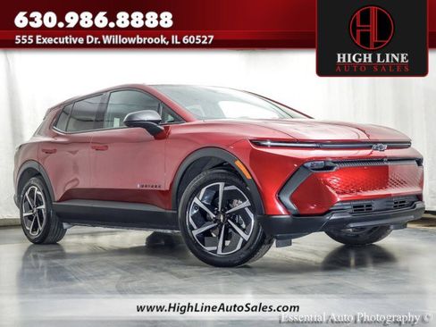 Used 2025 Chevrolet Equinox EV LT w/ Comfort Package image 1