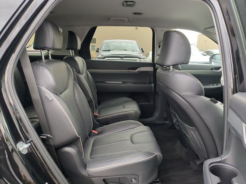 Certified 2025 Hyundai Palisade SEL AWD/4WD image 32