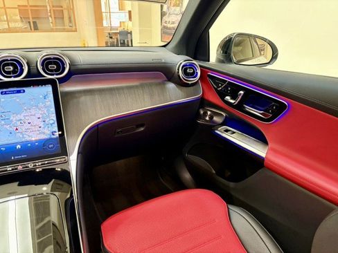 New 2026 Mercedes-Benz GLC 300 image 10
