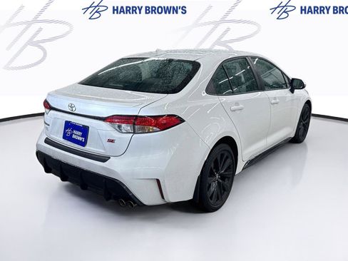 Used 2023 Toyota Corolla SE w/ Carpet Mat Package (TMS) FWD image 10