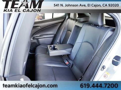 Used 2019 Lexus UX 250h AWD/4WD image 17