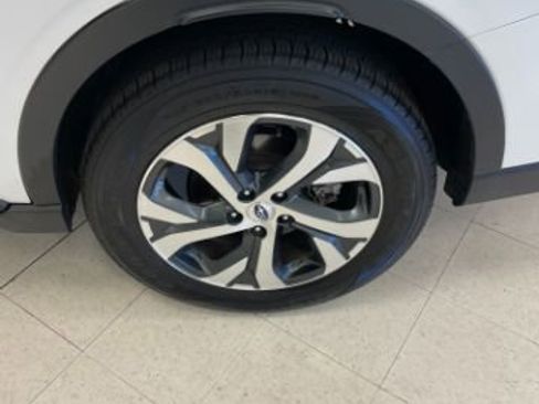 Used 2022 Subaru Outback Limited AWD/4WD image 29