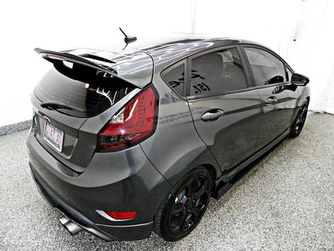 Used 2017 Ford Fiesta ST image 6