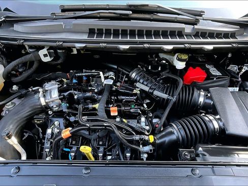 Used 2023 Ford Edge ST image 29