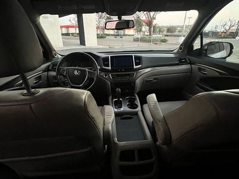 Used 2016 Honda Pilot EX-L image 2