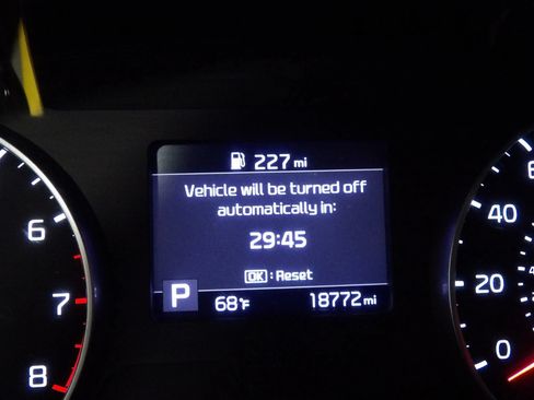 Used 2023 Kia Seltos S AWD/4WD image 23