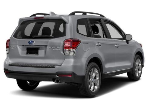 Used 2018 Subaru Forester 2.5i Touring w/ Popular Package #2 AWD/4WD image 3