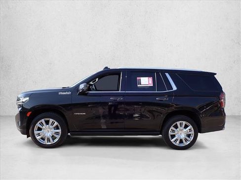 Used 2023 Chevrolet Tahoe High Country w/ Premium Package 2 AWD/4WD image 2