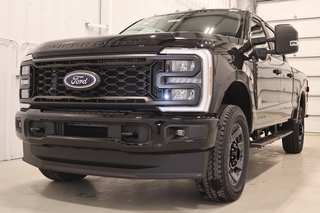 New 2026 Ford F350 XL w/ STX Appearance Package AWD/4WD image 5
