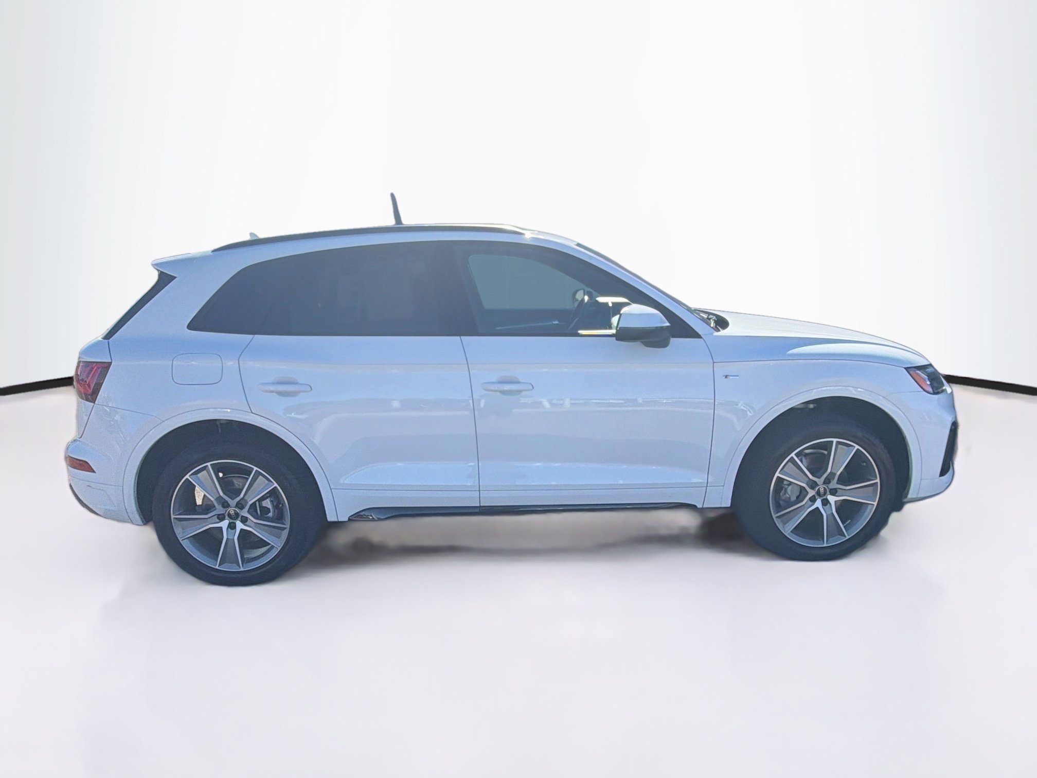 Used 2025 Audi Q5 2.0T Premium AWD/4WD image 10