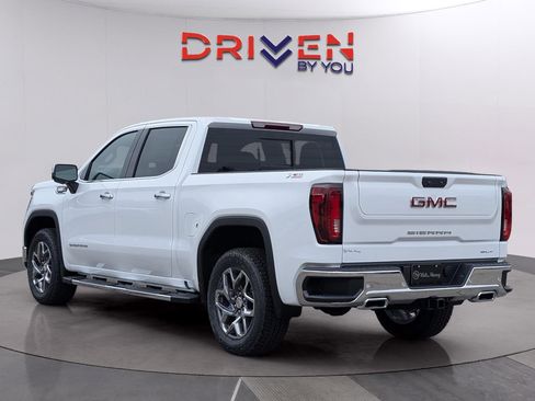New 2026 GMC Sierra 1500 SLT w/ SLT Premium Plus Package AWD/4WD image 3