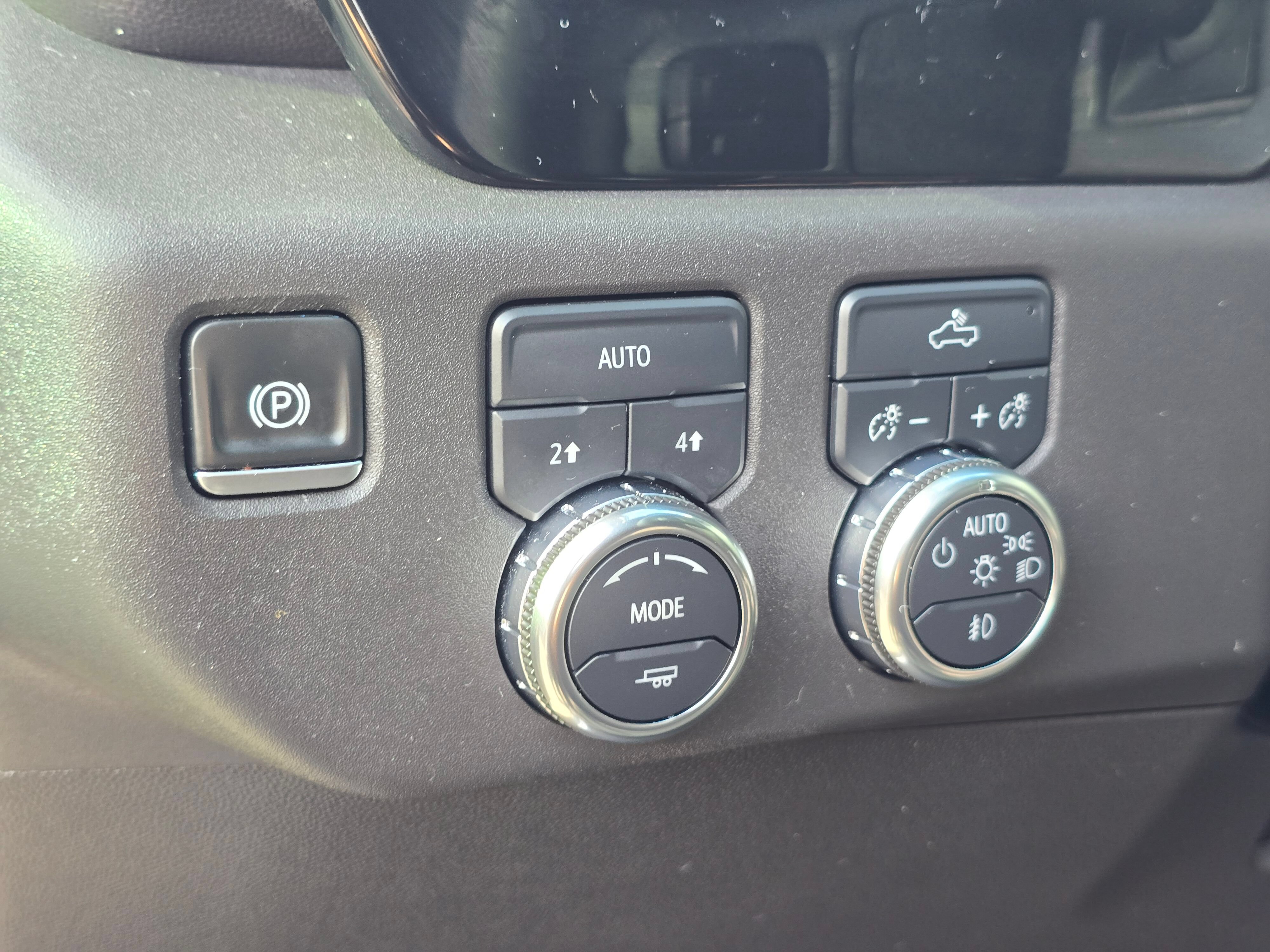 Used 2025 GMC Sierra 1500 Elevation AWD/4WD image 25