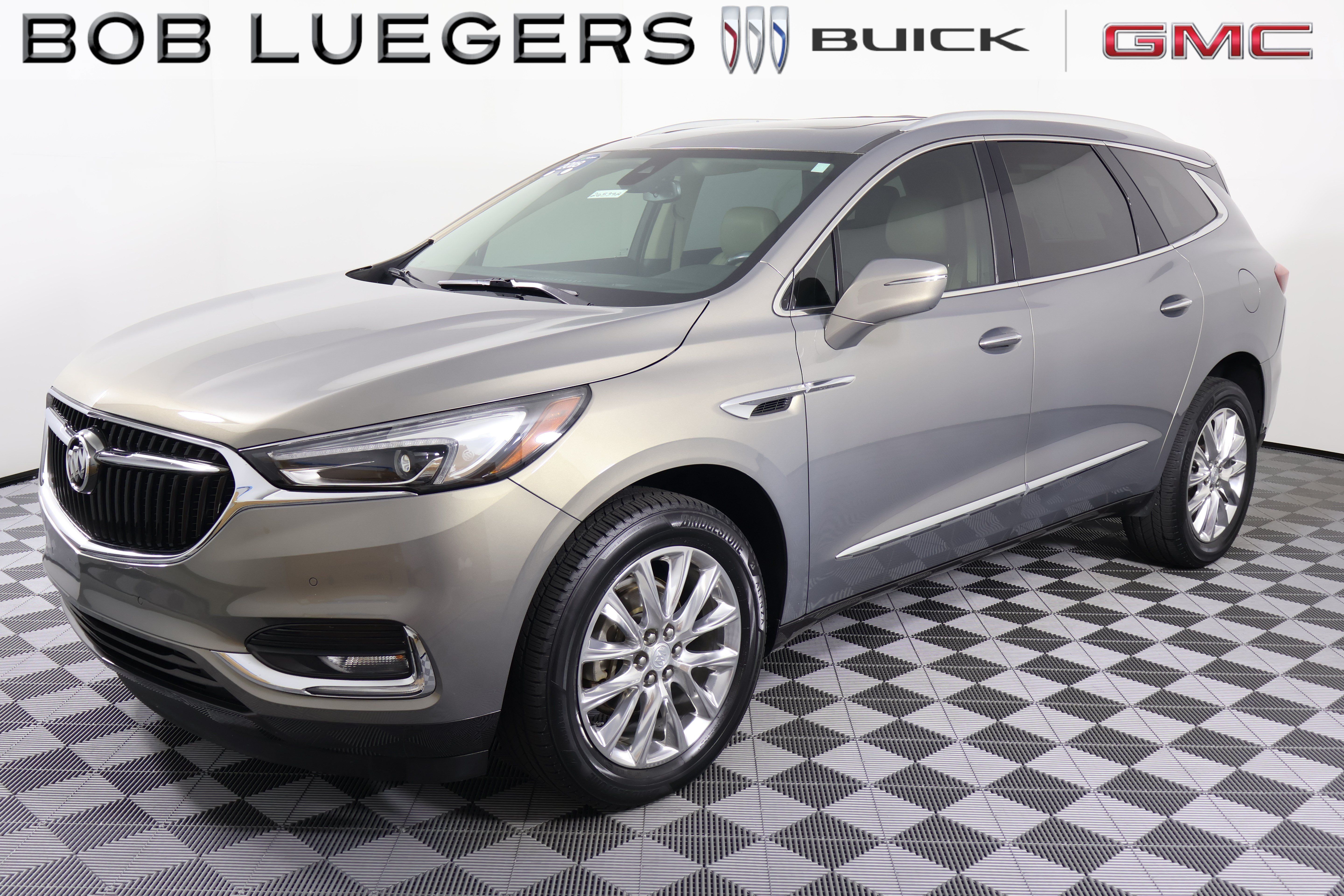 Certified 2018 Buick Enclave Premium FWD image 3