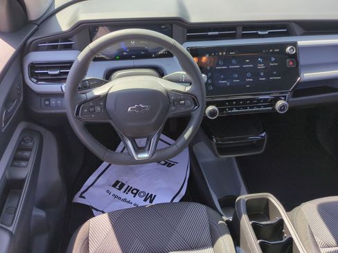 New 2027 Chevrolet Bolt LT w/ Comfort Package FWD image 20