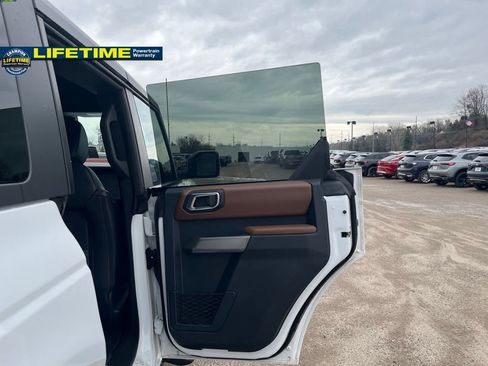 Used 2023 Ford Bronco Outer Banks w/ Sasquatch Package image 31
