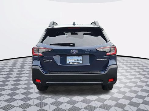 Used 2025 Subaru Outback Premium AWD/4WD image 5