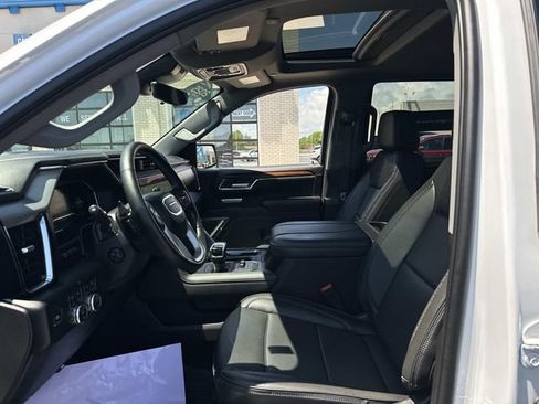 Used 2025 GMC Sierra 1500 Denali w/ Denali Reserve Package AWD/4WD image 18