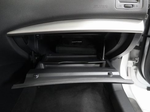 Used 2015 Nissan Altima 2.5 SV w/ Convenience Package image 29