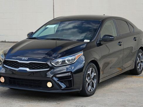 Used 2019 Kia Forte LXS FWD image 39