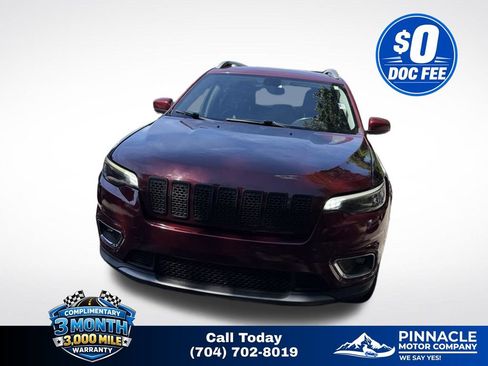 Used 2019 Jeep Cherokee Limited AWD/4WD image 1