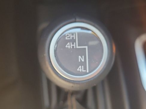 Used 2022 Jeep Wrangler Unlimited Sahara image 27