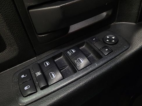 Used 2019 RAM 1500 Express w/ Express Value Package RWD image 27