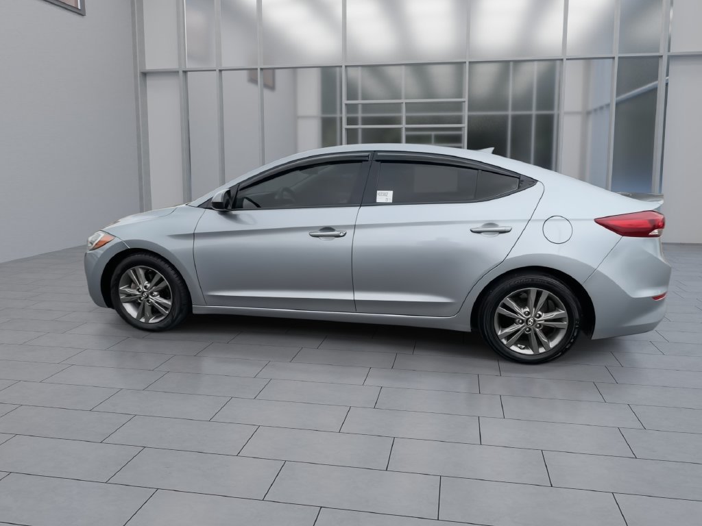 Used 2017 Hyundai Elantra SE FWD image 5