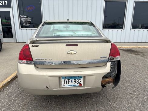 Used 2008 Chevrolet Impala LT w/ Luxury Edition Package FWD image 7