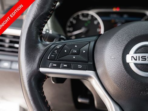 Used 2022 Nissan Altima 2.5 SR w/ Midnight Edition Package FWD image 15
