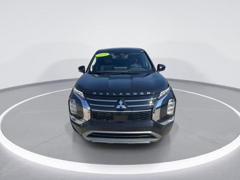 New 2026 Mitsubishi Outlander SE FWD image 3
