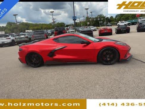 Used 2022 Chevrolet Corvette Stingray Premium Cpe w/ Z51 Performance Package RWD image 10