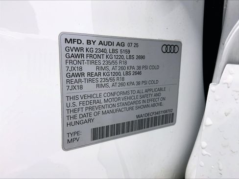 Certified 2025 Audi Q3 2.0T Premium w/ Convenience Package AWD/4WD image 31