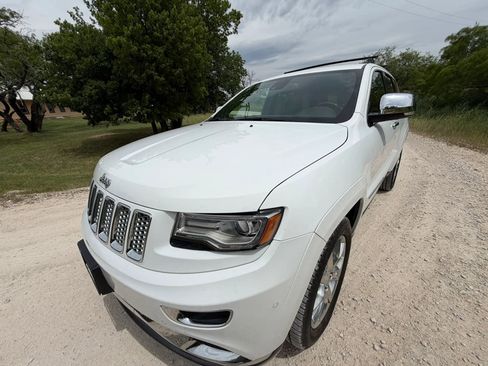 Used 2014 Jeep Grand Cherokee Summit AWD/4WD image 3
