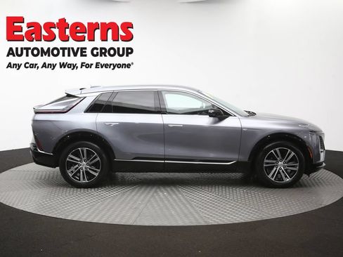 Used 2023 Cadillac Lyriq 2WD image 49