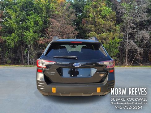Used 2022 Subaru Outback Wilderness image 18