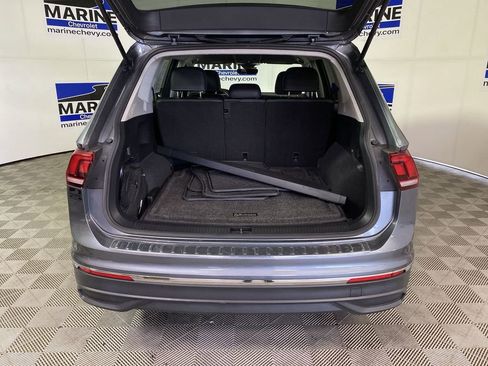 Used 2023 Volkswagen Tiguan SE AWD/4WD image 30