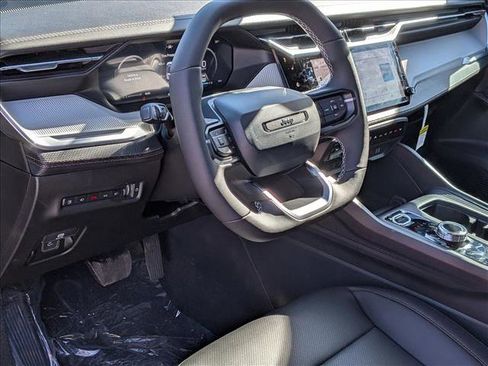 New 2026 Jeep Cherokee Limited image 3