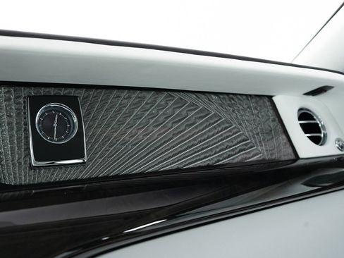 Certified 2023 Rolls-Royce Phantom Sedan image 50